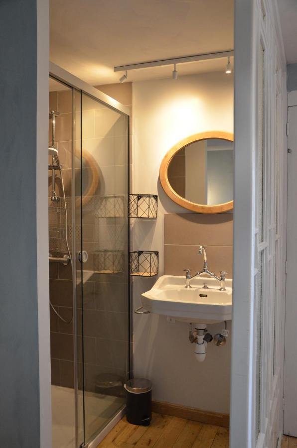 Les Du Passage: Le Nid Apartment *